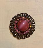 Vintage filigrain strass roze steen broche costume Jewelry, Sieraden, Tassen en Uiterlijk, Antieke sieraden, Ophalen of Verzenden