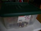 box 80 del kerstballen versieringen kettingen bruin wit goud, Diversen, Kerst, Ophalen of Verzenden, Zo goed als nieuw