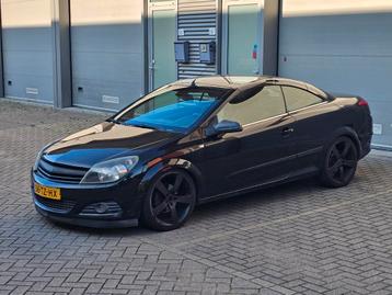 Opel Astra TwinTop 1.8-16V Cabrio 140pk 2007 Zwart beschikbaar voor biedingen
