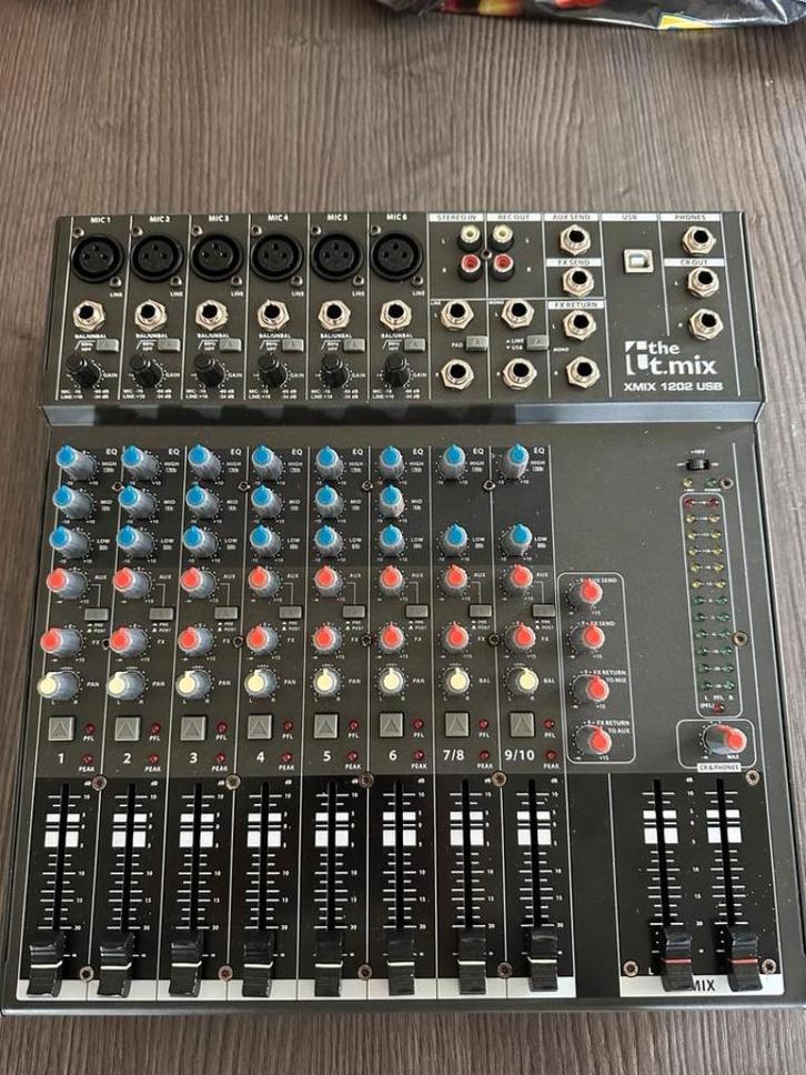Mengpaneel, Muziek en Instrumenten, Mengpanelen, Gebruikt, 5 tot 10 kanalen, Microfooningang, Ophalen of Verzenden