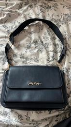Tommy Hilfiger Tas, Sieraden, Tassen en Uiterlijk, Tassen | Schoudertassen, Overige merken, Zo goed als nieuw, Leer, Verzenden