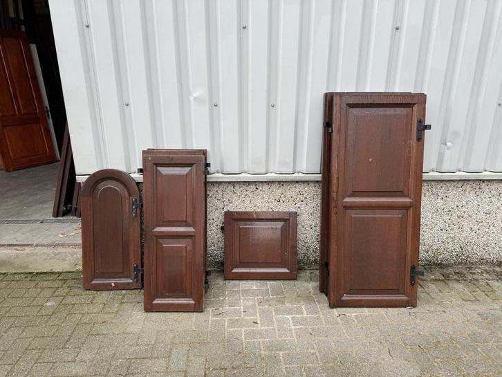 Werkelijk als nieuwe meranti raamluiken, Doe-het-zelf en Verbouw, Deuren en Horren, Zo goed als nieuw, Overige typen, Hout