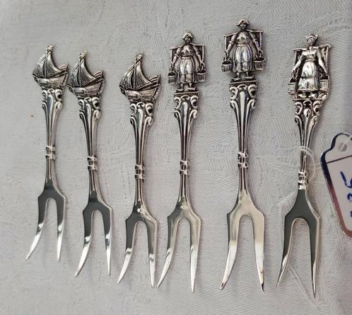 Zes zilveren cocktail prikkers OudHolland Massief 835 zilver, Antiek en Kunst, Antiek | Goud en Zilver, Zilver, Ophalen of Verzenden