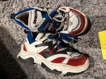 DSQUARED2 Gympen maat 27  origineel zgan beschikbaar voor biedingen