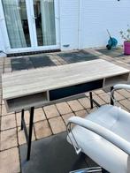 Super bureau en stoel aangeboden, Huis en Inrichting, Ophalen, Zo goed als nieuw