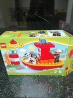 Duplo 10591, brandweer boot, alleen blauw lichtje op boot on, Ophalen, Zo goed als nieuw, Duplo