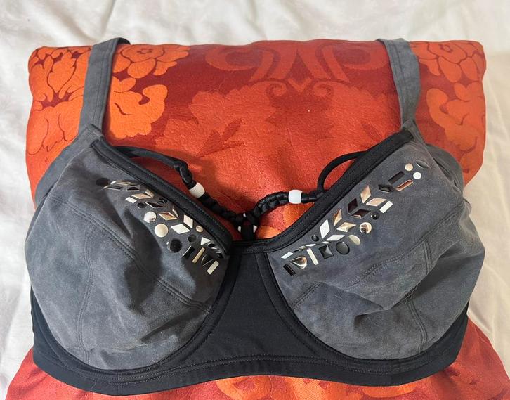 Marlies Dekkers Bikini Top 85D, Kleding | Dames, Badmode en Zwemkleding, Gedragen, Bikini, Grijs, Ophalen of Verzenden