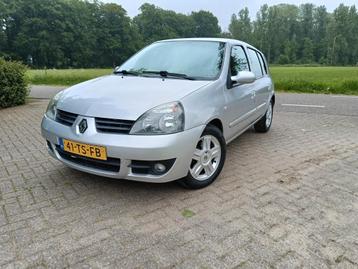 Renault Clio 1.2 16V 2007 Grijs, Airco, trekhaak, NL auto! beschikbaar voor biedingen