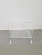 Vintage design Nachtkastje side table kristal acryl Italy, Kunststof, Minder dan 45 cm, N, Ophalen of Verzenden