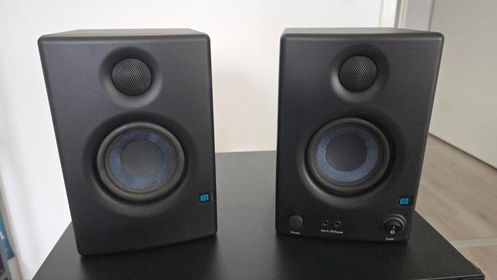 Presonus Eris E3.5 (Gen 1) - Zo goed als nieuw!, Audio, Tv en Foto, Luidsprekers, Zo goed als nieuw, Front, Rear of Stereo speakers