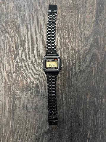 Casio Look Horloge beschikbaar voor biedingen