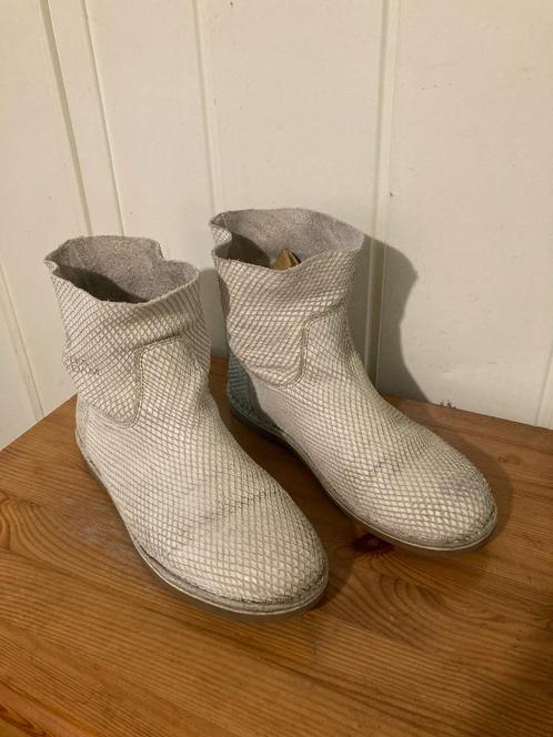 Aparte beige halfhoge leren laarsjes van Shabbies, maat 41, Kleding | Dames, Schoenen, Zo goed als nieuw, Lage of Enkellaarzen