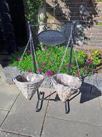standaard en 2 hangers Zwijndrecht, Tuin en Terras, Bloempotten, Ophalen, Rond, Minder dan 25 cm
