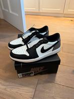 Jordan 1 Mocha Low (44 / US 10), Kleding | Heren, Schoenen, Bruin, Nike, Nieuw, Ophalen of Verzenden
