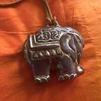 Ketting met olifant, Sieraden, Tassen en Uiterlijk, Kettingen, Bruin, Ophalen of Verzenden, Zo goed als nieuw, Overige materialen