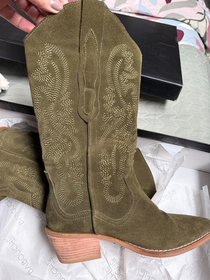 Groene Babouche Laarzen - Maat 38, Kleding | Dames, Schoenen, Zo goed als nieuw, Hoge laarzen, Groen, Ophalen of Verzenden