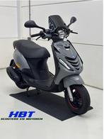 Piaggio Zip E5 2021 | Bomvol | Nardo Grey | 5515KM | Brom, Fietsen en Brommers, Scooters | Piaggio, Maximaal 45 km/u, Zip, Ophalen of Verzenden