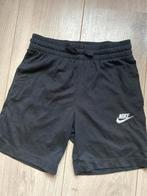 Nike Korte Broek Zwart Maat 127-137, Ophalen of Verzenden, Zo goed als nieuw, Jongen of Meisje, Overige typen