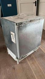 Inbouw vriezer, Witgoed en Apparatuur, Vriezers en Diepvrieskisten, Minder dan 60 cm, Zo goed als nieuw, Inbouw, 160 cm of meer