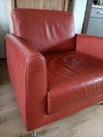 Twee steenrode leren fauteuils, Ophalen, 75 tot 100 cm, Leer, 50 tot 75 cm