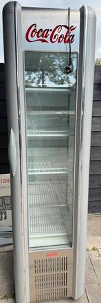 Coca Cola retro koelkast (let op, werkt wel, koelt niet), Ophalen, 45 tot 60 cm, Zonder vriesvak, 160 cm of meer
