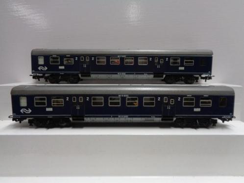 Marklin(verl) 4049 NS-rijtuigen 2x. (H0), Hobby en Vrije tijd, Modeltreinen | H0, Gebruikt, Wagon, Wisselstroom, Märklin, NS, Ophalen of Verzenden