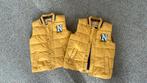 2x bodywarmer, tweeling, mt 116, okergeel, Kinderen en Baby's, Kinderkleding | Maat 116, Ophalen of Verzenden, Zo goed als nieuw