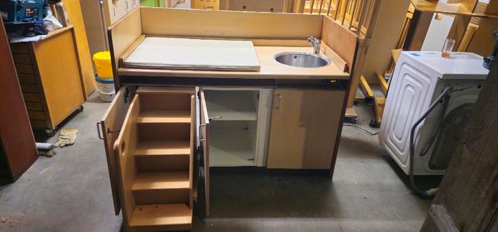 Commode / Verschoontafel voor Kinderdagverblijf, Kinderen en Baby's, Kinderkamer | Stapelbedden en Hoogslapers, Gebruikt, Overige typen