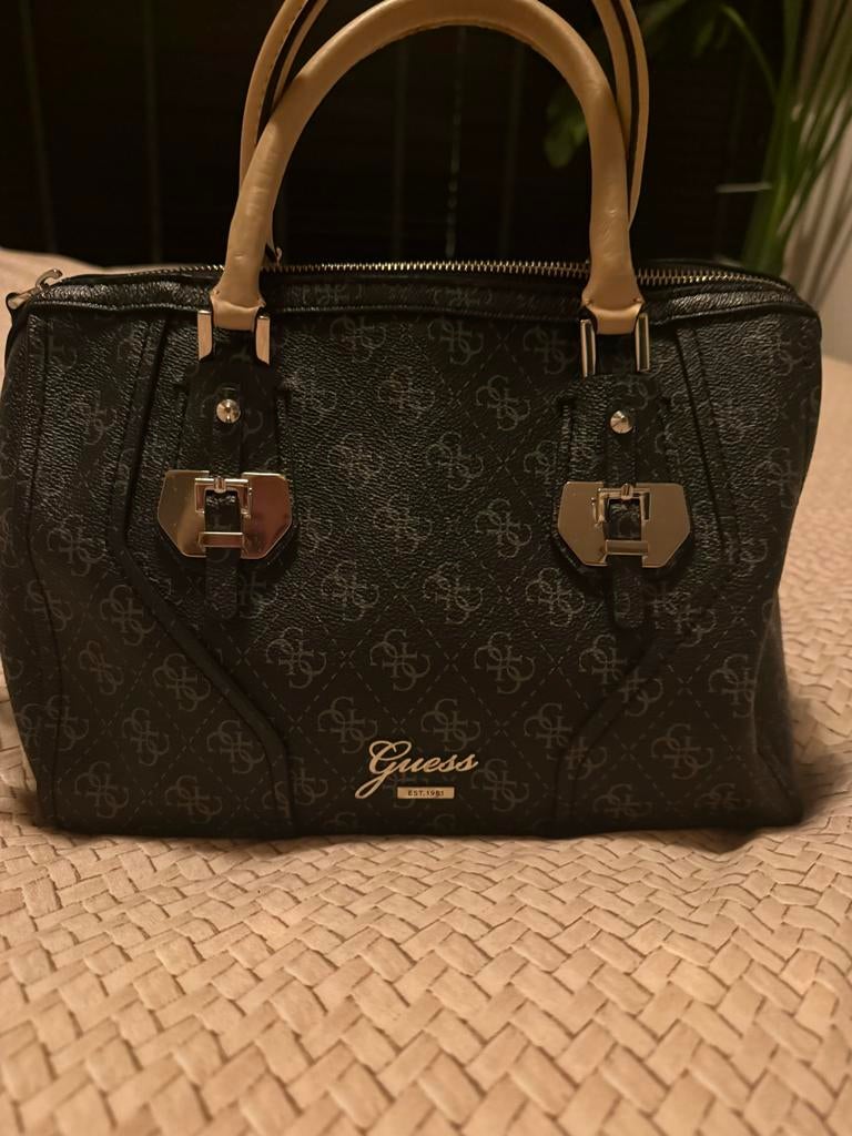 Guess tas - zo goed als nieuw!, Ophalen of Verzenden, Zo goed als nieuw, Zwart, Handtas