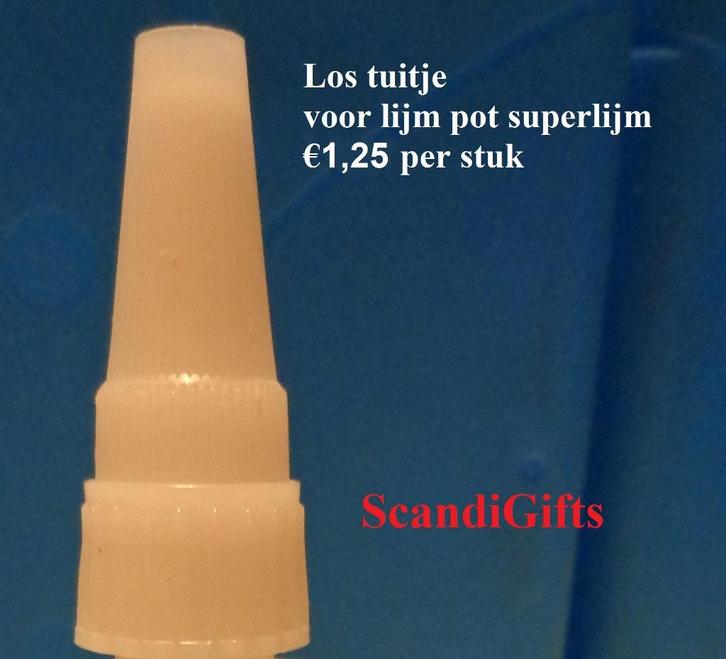 super lijm 50gram en losse tuitjes, Hobby en Vrije tijd, Modelauto's | 1:50, Nieuw, Bus of Vrachtwagen, SIKU, Ophalen of Verzenden