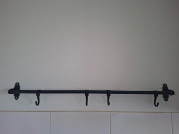 Keukenhulp IKEA, rekje  beschikbaar voor biedingen