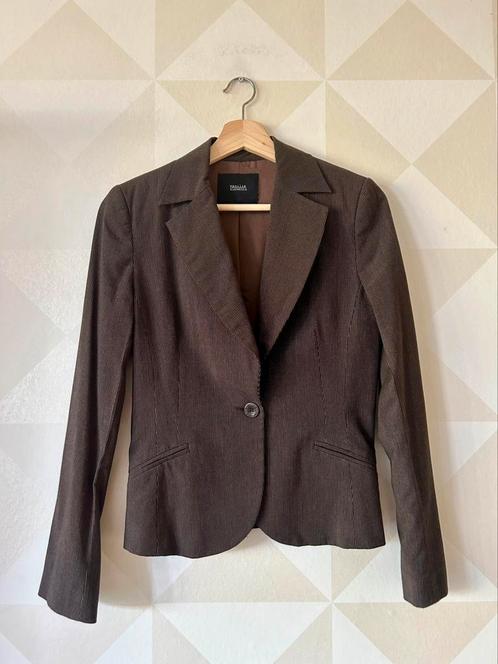 Vanilia jasje colbert bruin krijtstreep XS/34, Kleding | Dames, Jasjes, Kostuums en Pakken, Gedragen, Jasje, Maat 34 (XS) of kleiner