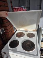 Fornuis, Witgoed en Apparatuur, Fornuizen, Ophalen, Gebruikt, 4 kookzones, 85 tot 90 cm