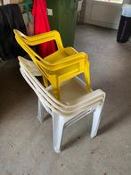 Stoelen en stoeltjes gratis, Huis en Inrichting, Stoelen, Ophalen of Verzenden, Gebruikt, Kunststof, Twee