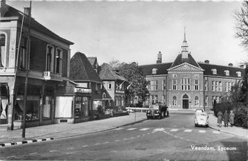 (304-095-051) Veendam Lyceum beschikbaar voor biedingen