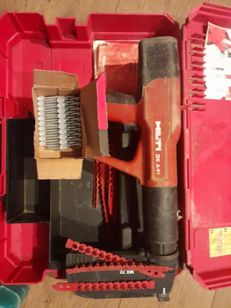 Hilti DX A41 Slaghamer, Ophalen, Gebruikt