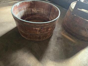 grote houten kaas vaten - Ideaal als Plantenbak of Decoratie beschikbaar voor biedingen