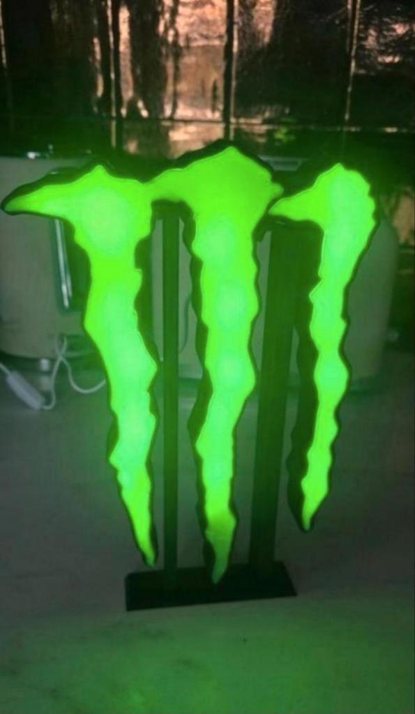 Monster LED Lamp met Statief - Mancave Decoratie, Verzamelen, Merken en Reclamevoorwerpen, Nieuw, Ophalen of Verzenden