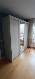 Witte kledingkast. 3 schuif met spiegel L200xB64xH212, Ophalen, Kunststof, 200 cm of meer, Tijdloos, modern, wit,