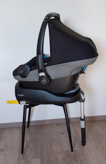 Maxi-cosi incl isofix base beschikbaar voor biedingen