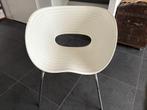 Witte Vitra Tom Vac stoel, Huis en Inrichting, Stoelen, Ophalen, Kunststof, Gebruikt, Twee