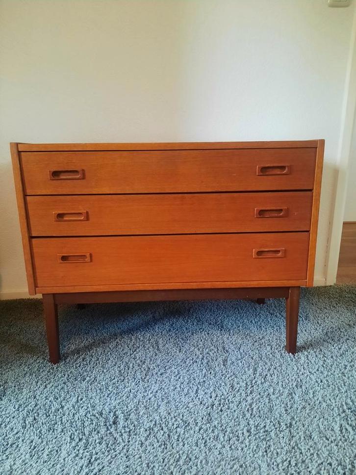 Deense vintage ladekast jaren 50, Huis en Inrichting, Kasten | Ladekasten, Gebruikt, Minder dan 100 cm, 50 tot 100 cm, 25 tot 50 cm