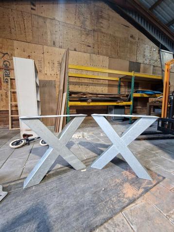 Metalen Tafelpoten Verzinkt - Robuust & Duurzaam beschikbaar voor biedingen