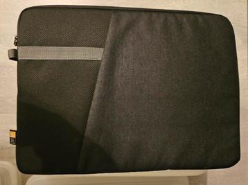 Zeer handige laptophoes Merk: Case Logic NIEUW! 37x27x3cm beschikbaar voor biedingen