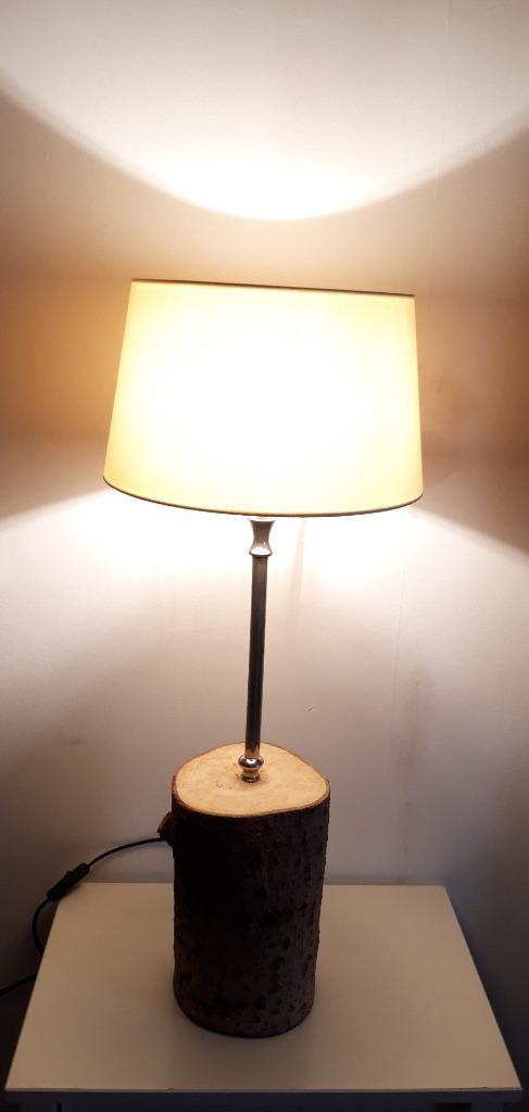 Exclusieve houten lamp (handgemaakt), Huis en Inrichting, Lampen | Tafellampen, Zo goed als nieuw, 50 tot 75 cm, Hout, Metaal