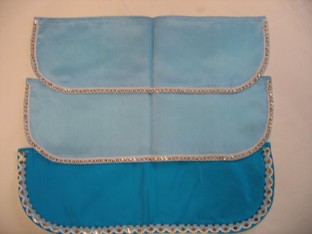 3 blauwe tussenmutsjes. Katholieke klederdracht, Antiek en Kunst, Antiek | Kleding en Accessoires, Verzenden