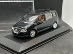 Minichamps Volkswagen Touran Highline 1:43 OVP, Ophalen of Verzenden, Zo goed als nieuw, Auto, MiniChamps