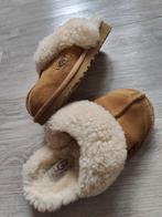 Kinder ugg sloffen 29 kids cozy II chestnut ugg's, Kinderen en Baby's, Overige typen, Meisje, Ophalen of Verzenden, Zo goed als nieuw