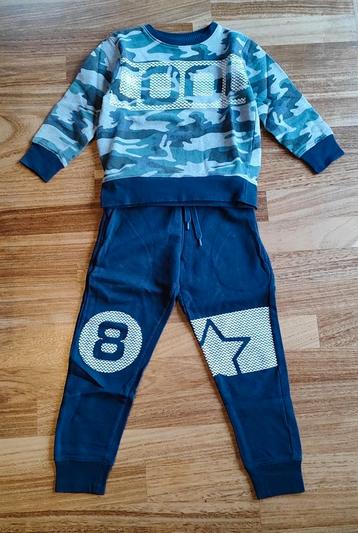 Trainingspak joggingspak maat 116 beschikbaar voor biedingen