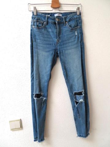 F74 BERSHKA jeans broek skinny low rise maat 36	 beschikbaar voor biedingen